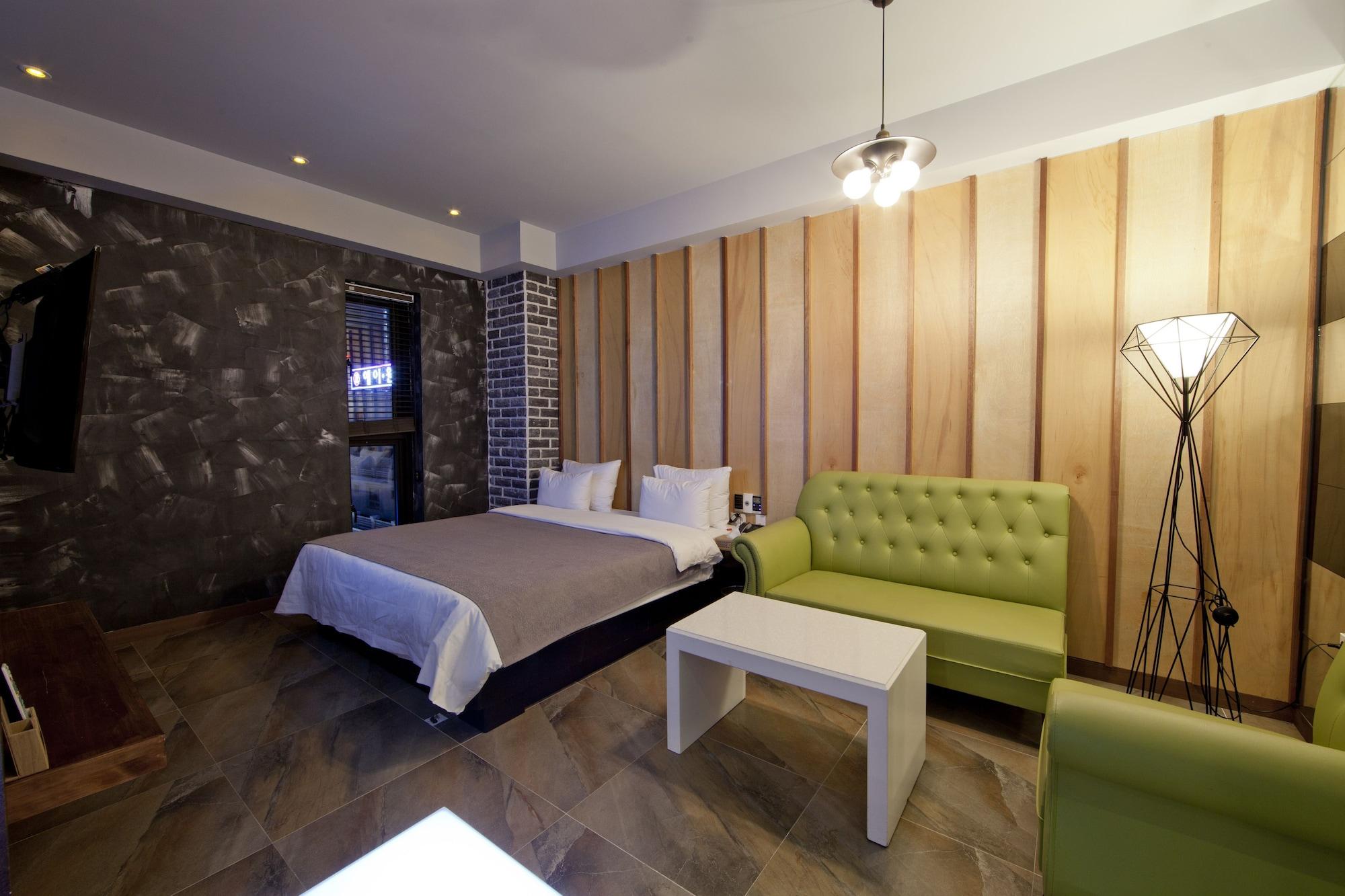 בוסאן Hotel 109 מראה חיצוני תמונה