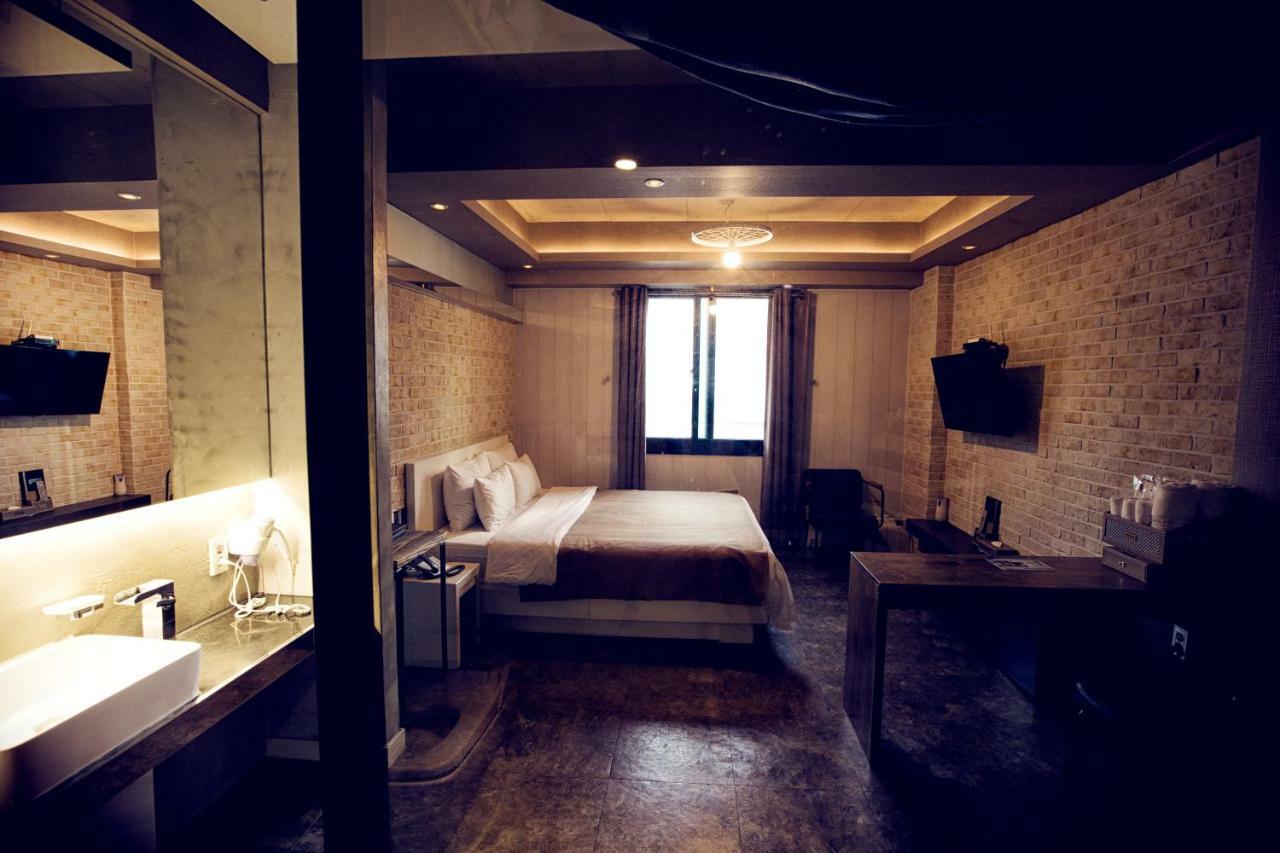 בוסאן Hotel 109 מראה חיצוני תמונה