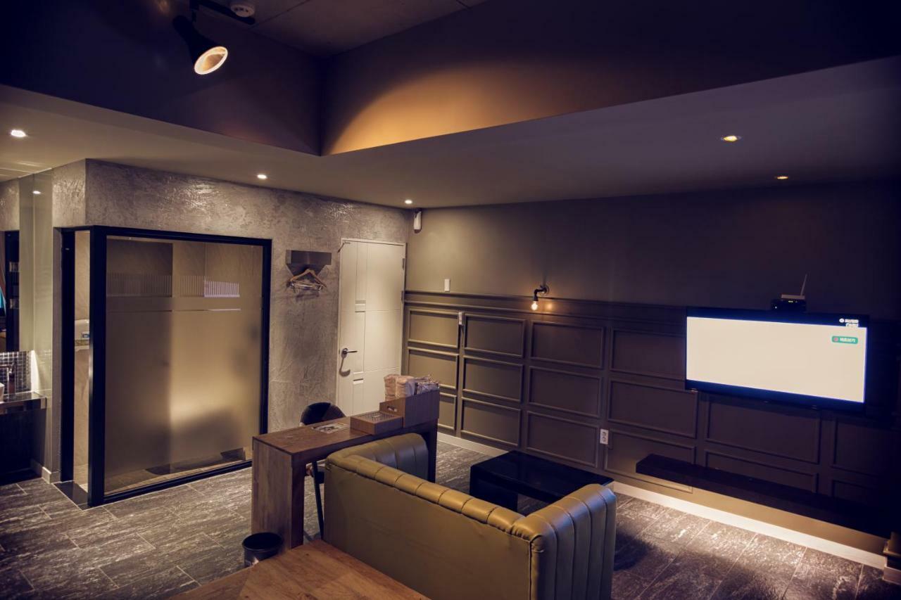 בוסאן Hotel 109 מראה חיצוני תמונה
