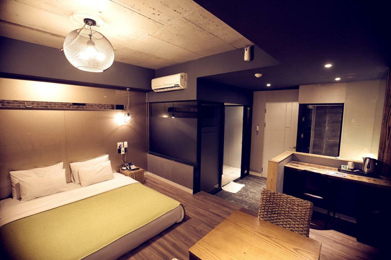 בוסאן Hotel 109 מראה חיצוני תמונה