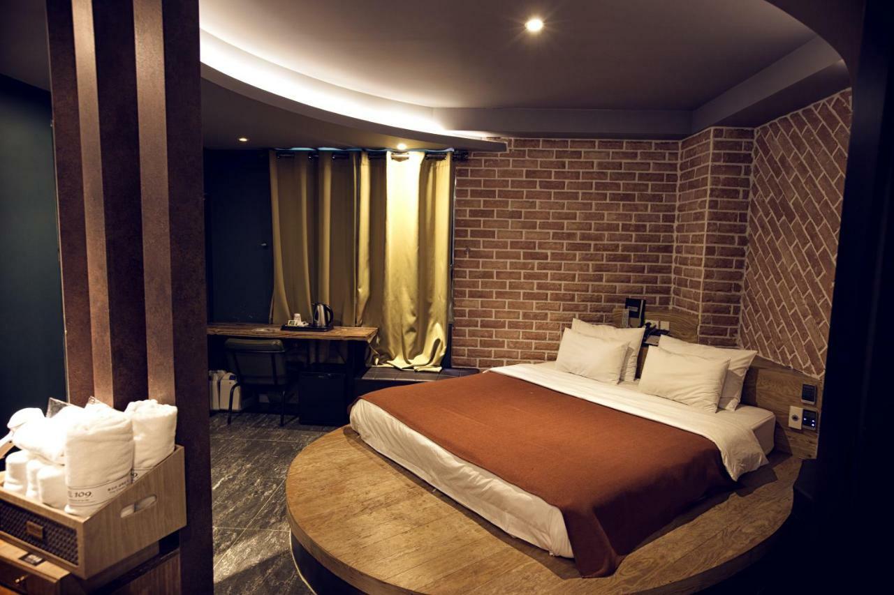 בוסאן Hotel 109 מראה חיצוני תמונה